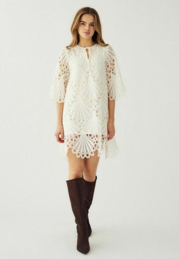 Короткое платье