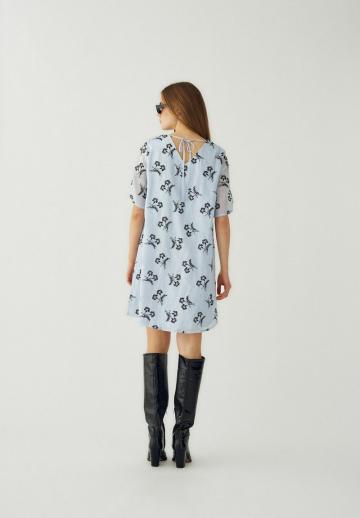 Короткое платье