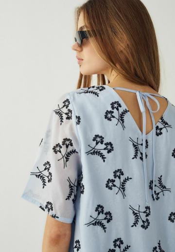 Короткое платье