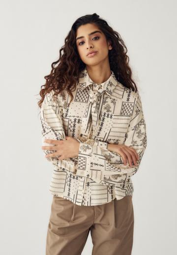 Блузка-рубашка