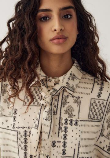 Блузка-рубашка