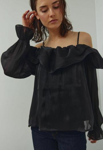 Топ на бретельках