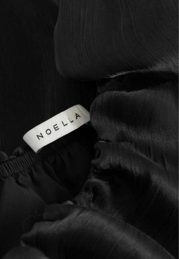 Топ на бретельках