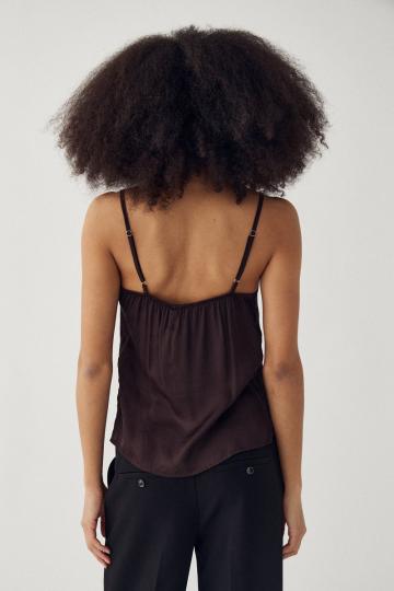 Топ на бретельках