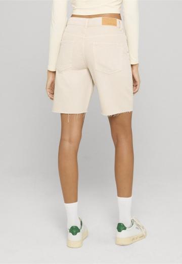 Джинсовые шорты