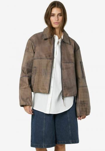 Кожаная куртка