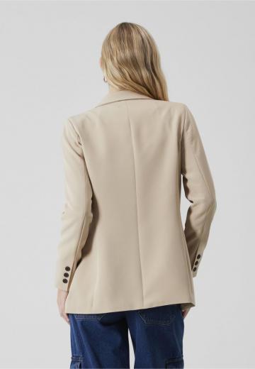 Короткое пальто