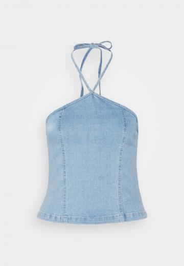 Топ на бретельках