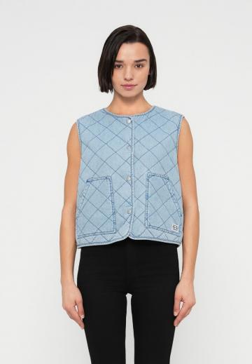 Стеганый жилет