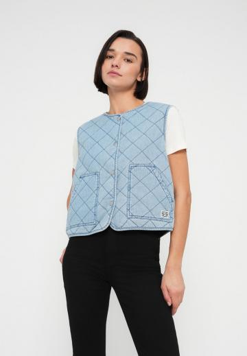 Стеганый жилет