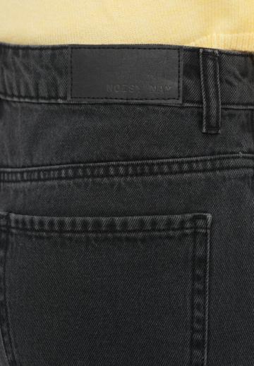 Джинсовые шорты