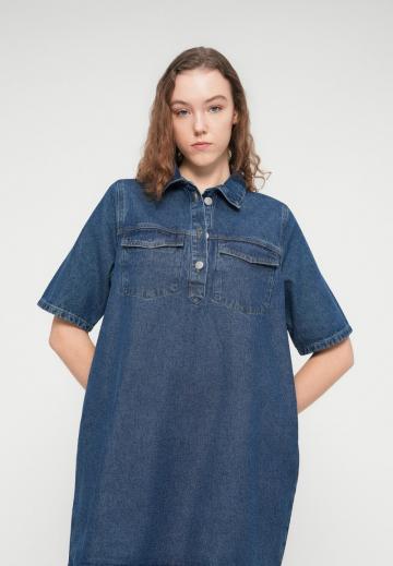 Джинсовое платье