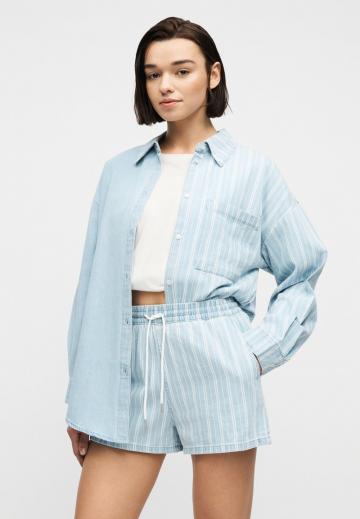 Джинсовые шорты