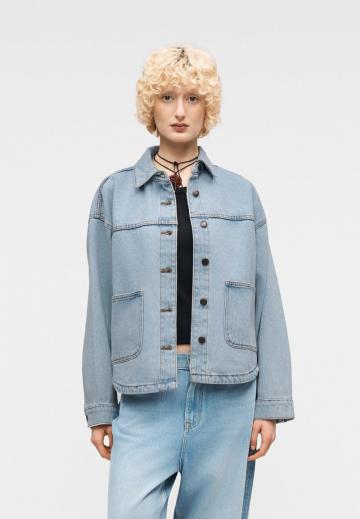 Джинсовая куртка