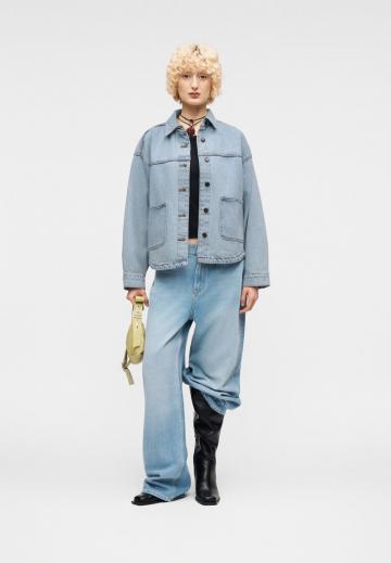 Джинсовая куртка