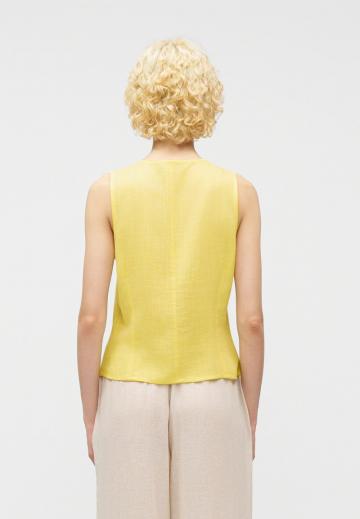 Джинсовая жилетка