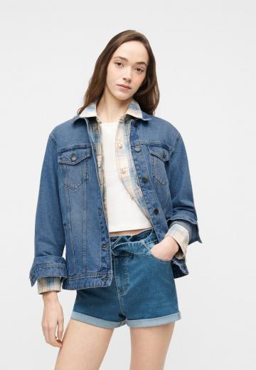 Джинсовая куртка