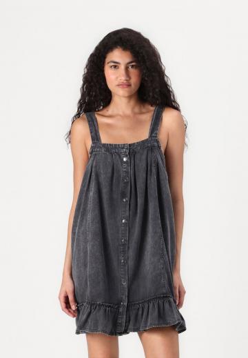 Джинсовый комбинезон