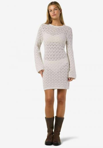 Платье футляр