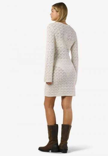 Платье футляр