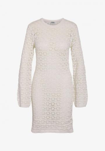 Платье футляр