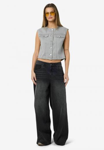 Джинсовая жилетка