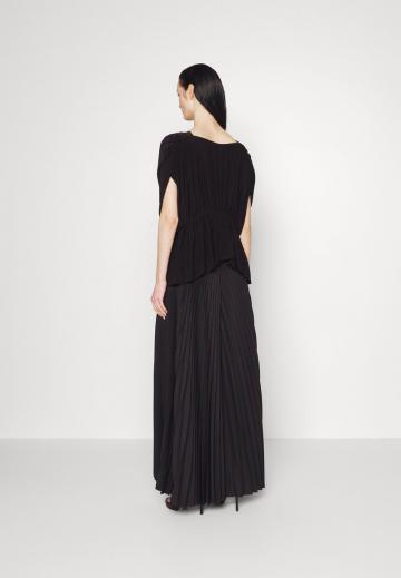 Длинный топ