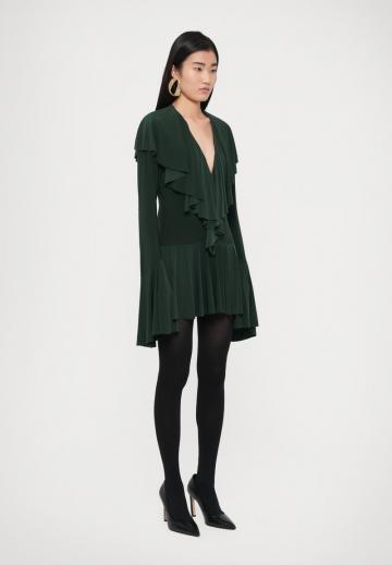 Короткое платье