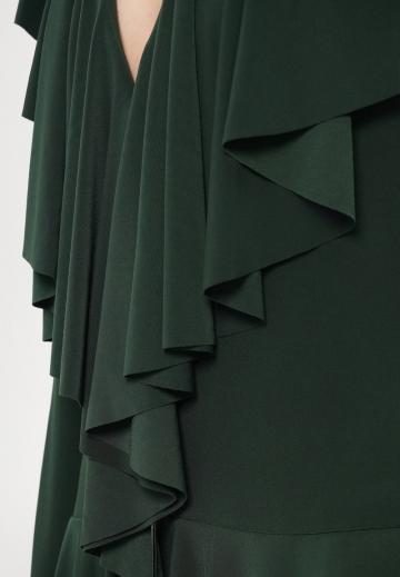 Короткое платье