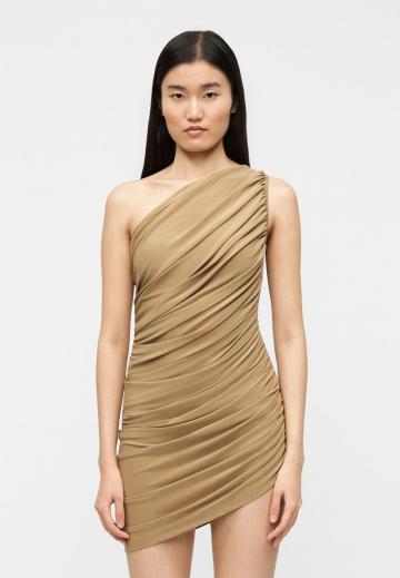 Короткое платье