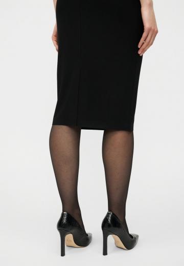 Платье без бретелек