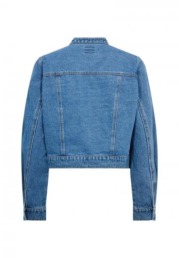 Джинсовая куртка