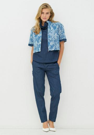 Джинсовая куртка