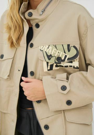 Джинсовая куртка