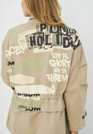 Джинсовая куртка