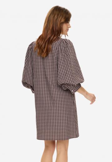 Короткое платье