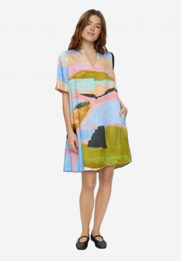 Короткое платье