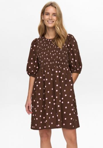 Короткое платье