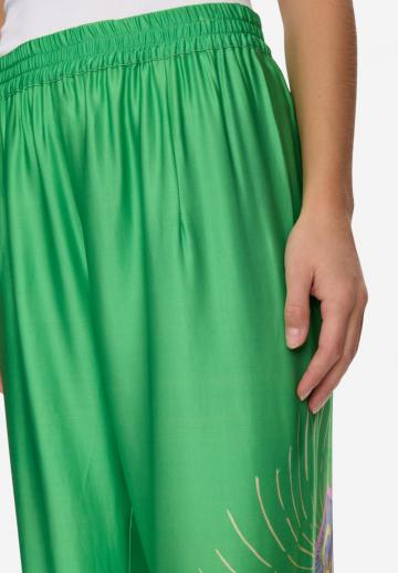 Спортивные штаны