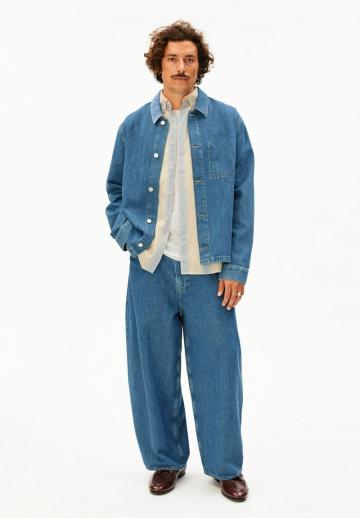 Джинсовая куртка