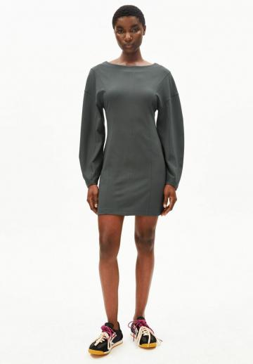 Короткое платье