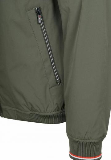 Куртка бомбер