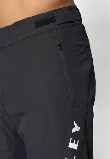 Спортивныве шорты