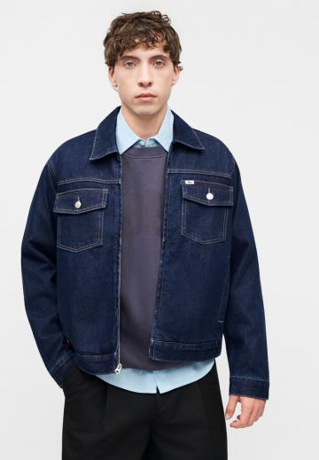 Джинсовая куртка