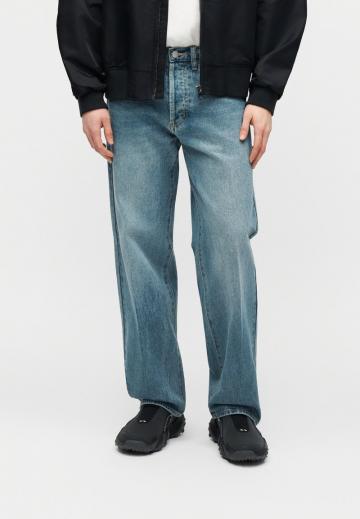 Прямые джинсы