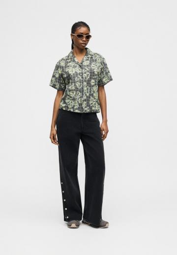 Свободные джинсы