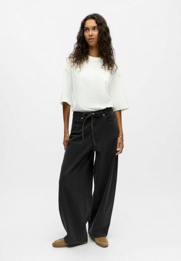 Свободные джинсы