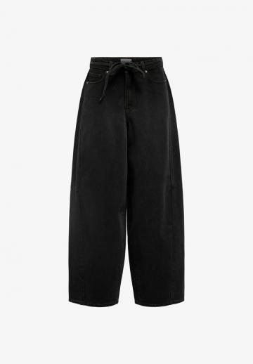 Свободные джинсы