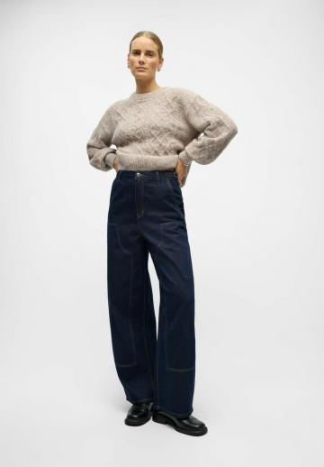 Свободные джинсы