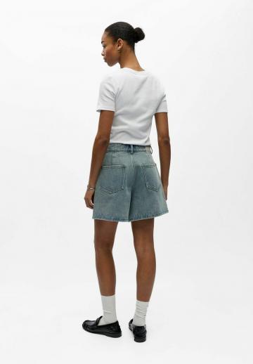 Джинсовые шорты